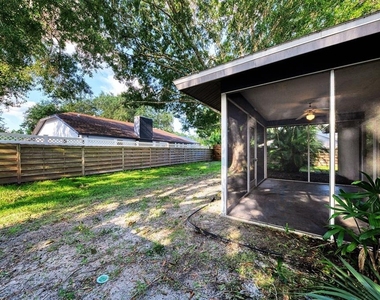 3026 Grafton Street - Photo Thumbnail 36