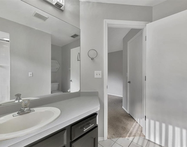 3026 Grafton Street - Photo Thumbnail 25