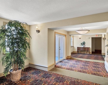 1064 N Tamiami Trail - Photo Thumbnail 5