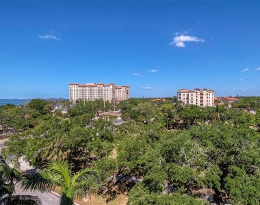 1064 N Tamiami Trail - Photo Thumbnail 25