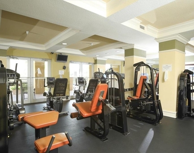 1064 N Tamiami Trail - Photo Thumbnail 27