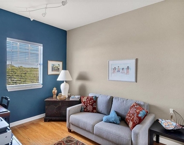 1064 N Tamiami Trail - Photo Thumbnail 18