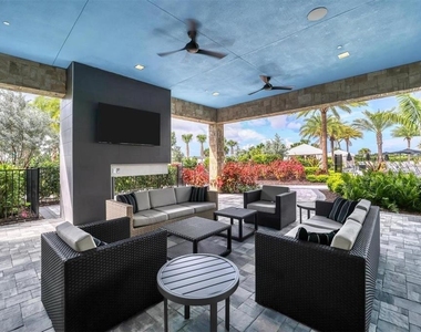 15672 Sacile Lane - Photo Thumbnail 60