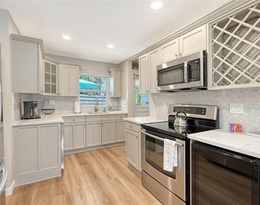 1773 Harmony Lane - Photo Thumbnail 13