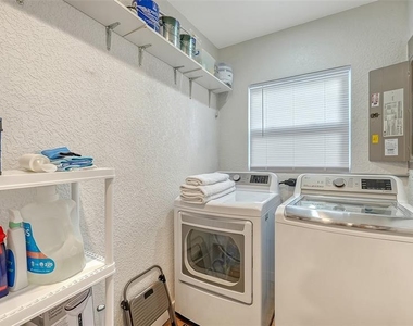1773 Harmony Lane - Photo Thumbnail 31