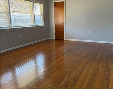 2229 Rodgers Street - Photo Thumbnail 7