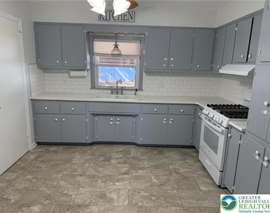 2229 Rodgers Street - Photo Thumbnail 1