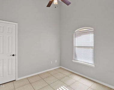 3269 Maple Point Drive - Photo Thumbnail 8
