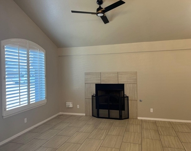 12624 Paseo Rae Avenue - Photo Thumbnail 3