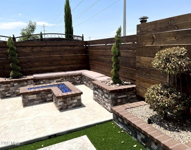 14231 Richard Wiles Avenue - Photo Thumbnail 31