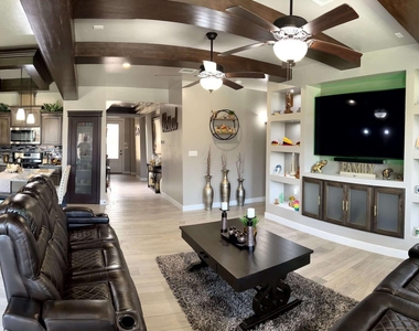 14231 Richard Wiles Avenue - Photo Thumbnail 3