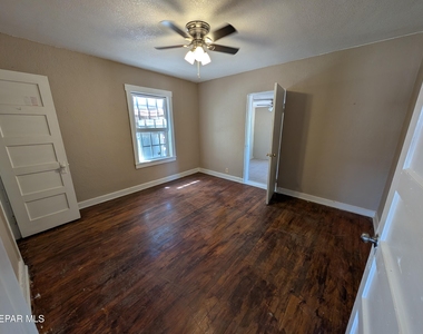 210 Main Street - Photo Thumbnail 6