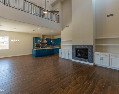 972 Pellegrino Avenue - Photo Thumbnail 2