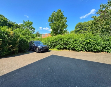 21 Avenue B - Photo Thumbnail 14