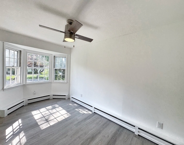 21 Avenue B - Photo Thumbnail 5