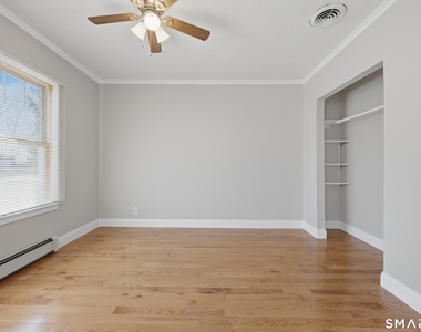 456 Elm Street - Photo Thumbnail 5
