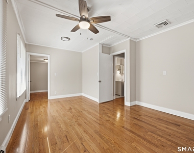456 Elm Street - Photo Thumbnail 14