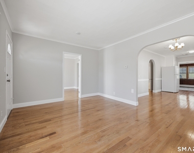456 Elm Street - Photo Thumbnail 18