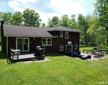17 Colebrook Road - Photo Thumbnail 4