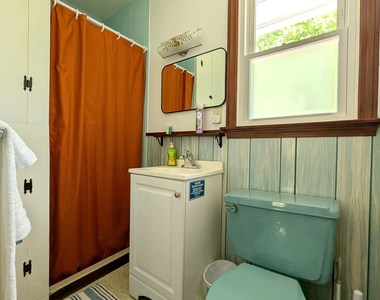 17 Colebrook Road - Photo Thumbnail 16