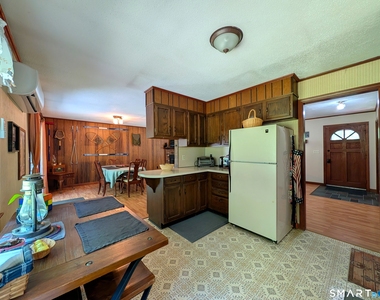 17 Colebrook Road - Photo Thumbnail 10