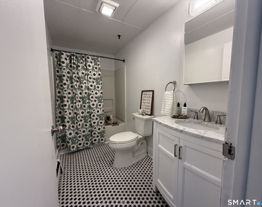 187 Bank Street - Photo Thumbnail 12