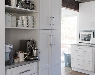 10 Danbury Avenue - Photo Thumbnail 10