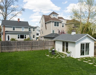 10 Danbury Avenue - Photo Thumbnail 29
