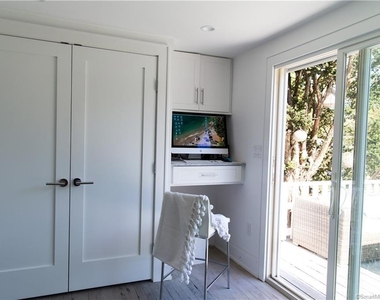 10 Danbury Avenue - Photo Thumbnail 16