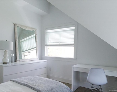 10 Danbury Avenue - Photo Thumbnail 26