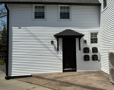 489 Middle Turnpike - Photo Thumbnail 12