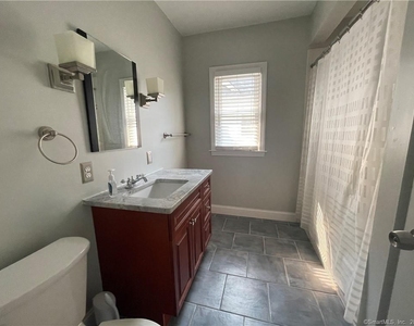 109 Churchill Street - Photo Thumbnail 4