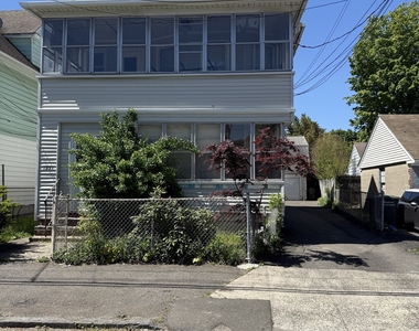1231 Norman Street - Photo Thumbnail 9