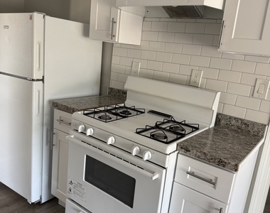 1231 Norman Street - Photo Thumbnail 2