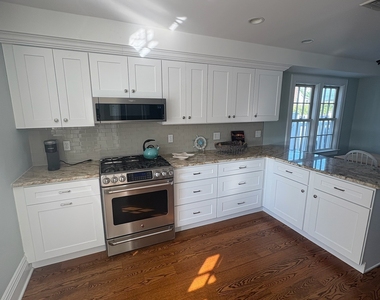 664 Fairfield Beach Road - Photo Thumbnail 5