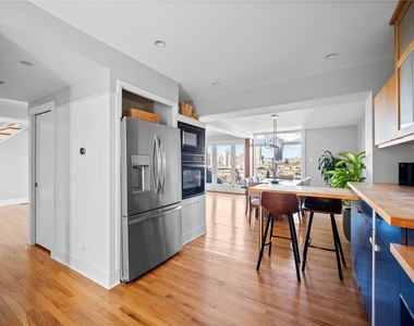 101 Brosville St - Photo Thumbnail 9