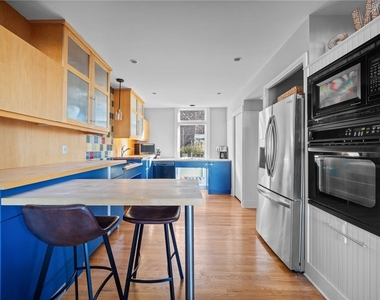 101 Brosville St - Photo Thumbnail 12