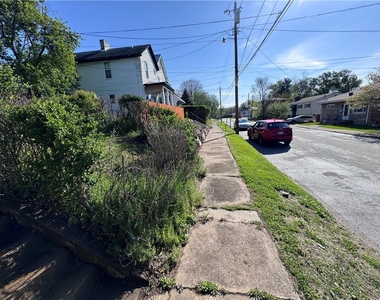 1067 Cleveland Ave - Photo Thumbnail 1