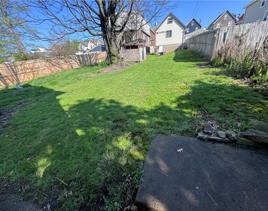 1067 Cleveland Ave - Photo Thumbnail 11