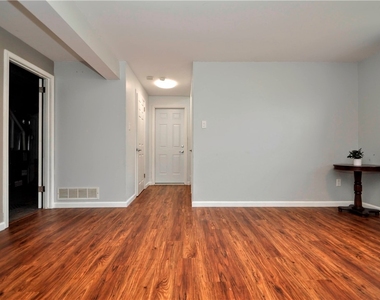 1313 Star Ridge Dr - Photo Thumbnail 29