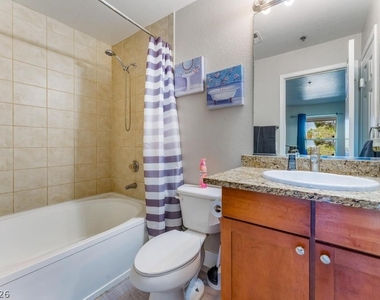 4200 S Valley View Boulevard - Photo Thumbnail 11