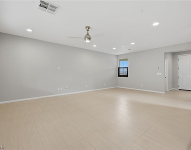 8191 California Pine Street - Photo Thumbnail 4