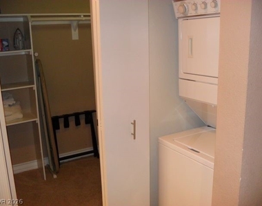 220 Flamingo Road - Photo Thumbnail 7