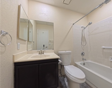 2701 Otter Creek Court - Photo Thumbnail 20