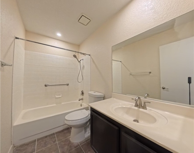2701 Otter Creek Court - Photo Thumbnail 13