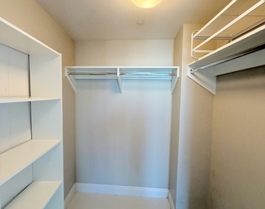 222 Karen Avenue - Photo Thumbnail 7