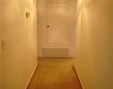 1405 Vegas Valley Drive - Photo Thumbnail 11