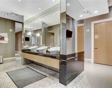 2700 Las Vegas Boulevard - Photo Thumbnail 34