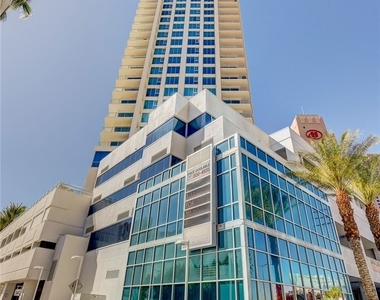 2700 Las Vegas Boulevard - Photo Thumbnail 9