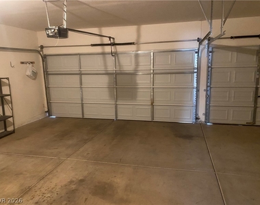 1158 Mirage Lake Street - Photo Thumbnail 18